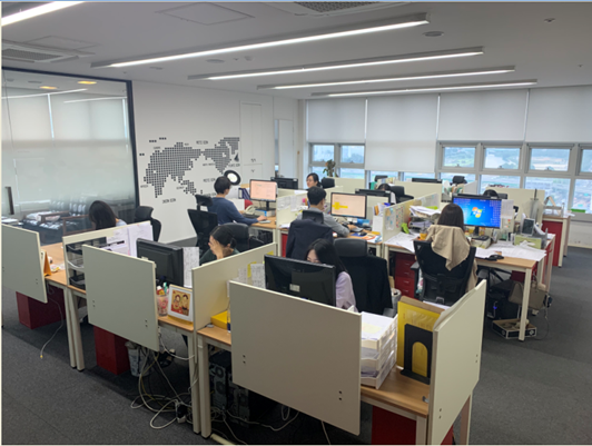 J World office2.jpg